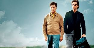 Dustin Hoffman, filmde canlandırdığı Raymond karakteriyle sinema tarihinin en etkileyici performanslarından birine imza atar. Otizm spektrumunda yer alan ve savant sendromuna sahip bir bireyi canlandıran Hoffman, karakterin davranışlarını son derece gerçekçi ve saygılı bir şekilde yansıtır.