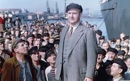 1954 yapımı Ernst Thälmann – Sınıfının Oğlu, Doğu Alman sinema stüdyosu DEFA tarafından üretilmiş, yönetmenliğini Kurt Maetzig’in üstlendiği biyografik bir politik dramadır.