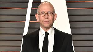 Bob Balaban’ın oyunculuk kariyeri 1960’lı yıllarda tiyatro sahnelerinde başlamıştır. Broadway’de sahne alarak oyunculuk becerilerini geliştiren Balaban, kısa sürede televizyon ve sinema dünyasına adım atmıştır.