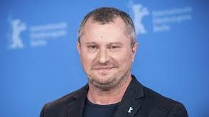 Ukrayna doğumlu olan Perelman, sinema dünyasında Hollywood ile bağımsız sinema arasında kurduğu köprüyle kendine özgü bir yer edinmiştir. Yönetmenlik kariyerinde az ama etkili yapımlara imza atan Perelman, görsel anlatım gücü, karakter odaklı hikâye yapısı ve dramatik yoğunluğu ile öne çıkmaktadır.