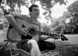 Johnny Horton, özellikle 1950’lerin sonlarında yaptığı kayıtlarla geniş kitlelere ulaşmış ve kısa sürede büyük bir popülerlik kazanmıştır. Onun müziği, yalnızca eğlence değil aynı zamanda Amerikan tarihine ve kültürel hafızasına ışık tutan bir anlatım biçimi olarak da değerlendirilir.