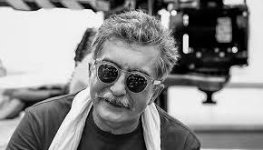 Ömer Vargı, 1 Ocak 1953 tarihinde İstanbul’da dünyaya geldi. Eğitim hayatına Türkiye’nin köklü eğitim kurumlarından biri olan TED Ankara Koleji’nde başladı ve 1970 yılında mezun oldu.