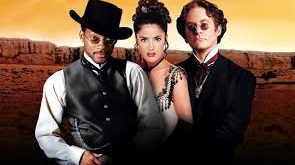 Film vizyona girdiği dönemde eleştirmenlerden karışık hatta çoğunlukla olumsuz yorumlar almış olsa da, yıllar içerisinde kült bir eğlence filmi olarak yeniden değerlendirilmeye başlanmıştır.