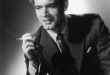 Hollywood’un klasik döneminde yükselen, özellikle 1950’ler ve 1960’larda uluslararası sinema dünyasında güçlü bir yer edinen Stephen Boyd, Kuzey İrlanda kökenli Amerikalı bir oyuncudur. Gerçek adı William Millar olan Boyd, dramatik rollerdeki karizmatik duruşu ve özellikle epik filmlerdeki performanslarıyla sinema tarihine adını yazdırmıştır.