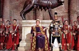 1964 yapımı “Roma İmparatorluğu’nun Çöküşü” (The Fall of the Roman Empire), klasik Hollywood döneminin en büyük tarihsel epiklerinden biri olarak kabul edilen, görkemli prodüksiyonu ve dev oyuncu kadrosuyla dikkat çeken bir filmdir. Yönetmenliğini Anthony Mann üstlenmiş, film; Roma İmparatorluğu’nun siyasi gerilimlerle sarsıldığı bir dönemi geniş ölçekli bir anlatıyla beyazperdeye taşımıştır.