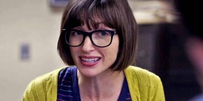 Amerikan televizyon ve sinema dünyasının dikkat çeken isimlerinden biri olan Christina Brucato, doğal oyunculuğu, güçlü ekran performansı ve farklı karakterlere hayat verme konusundaki başarısıyla son yıllarda adından sıkça söz ettiren oyuncular arasında yer almaktadır.