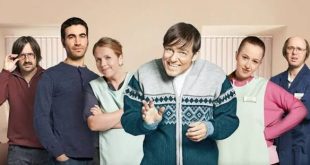 Derek, Ricky Gervais’in yaratıcılığını, senaristliğini ve yönetmenliğini üstlendiği, başrolünde de yer aldığı İngiliz yapımı bir komedi-drama dizisidir. İlk kez 2012 yılında Channel 4 ekranlarında izleyiciyle buluşan yapım, alışılmış komedi kalıplarının dışına çıkarak mizah ile hüznü aynı hikâyede buluşturur. Bir huzurevinde çalışan Derek Noakes adlı sıra dışı bir adamın çevresindeki insanlarla kurduğu ilişkileri merkezine alan dizi; iyilik, yalnızlık, yaşlılık, dostluk, dışlanmışlık, merhamet ve insan onuru gibi konuları sade ama etkili bir anlatımla ele alır.