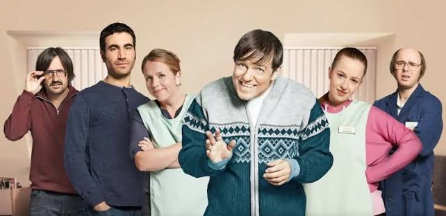 Derek, Ricky Gervais’in yaratıcılığını, senaristliğini ve yönetmenliğini üstlendiği, başrolünde de yer aldığı İngiliz yapımı bir komedi-drama dizisidir. İlk kez 2012 yılında Channel 4 ekranlarında izleyiciyle buluşan yapım, alışılmış komedi kalıplarının dışına çıkarak mizah ile hüznü aynı hikâyede buluşturur. Bir huzurevinde çalışan Derek Noakes adlı sıra dışı bir adamın çevresindeki insanlarla kurduğu ilişkileri merkezine alan dizi; iyilik, yalnızlık, yaşlılık, dostluk, dışlanmışlık, merhamet ve insan onuru gibi konuları sade ama etkili bir anlatımla ele alır.