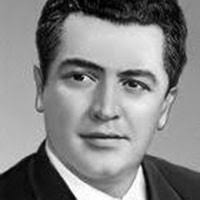 Zurab Anjaparidze, 20. yüzyılın en önemli Gürcü opera sanatçıları arasında gösterilen, güçlü dramatik tenor sesi ve etkileyici sahne performanslarıyla uluslararası ün kazanmış bir opera şarkıcısıdır. Sovyetler Birliği döneminde yetişen en başarılı tenorlar arasında yer alan Anjaparidze, özellikle Verdi, Puccini, Çaykovski ve Gürcü bestecilerin eserlerindeki yorumlarıyla büyük beğeni toplamıştır.