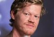 Son yıllarda Hollywood'un en saygın karakter oyuncuları arasında gösterilen Jesse Plemons, doğal oyunculuğu, karakterlerine kattığı psikolojik derinlik ve birbirinden farklı rollerde sergilediği başarılı performanslarla sinema ve televizyon dünyasının en dikkat çeken isimlerinden biri hâline gelmiştir.