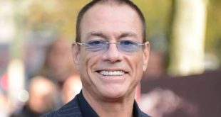 Aksiyon sinemasının 1980'li ve 1990'lı yıllardaki en önemli yıldızlarından biri olan Jean-Claude Van Damme, dövüş sanatlarındaki üstün yeteneğini beyaz perdeye taşıyarak dünya çapında ün kazanmış Belçikalı oyuncu, dövüş sanatçısı, yapımcı, senarist ve koreograftır. Esnekliği, yüksek tekmeleri, atletik yapısı ve etkileyici dövüş koreografileri sayesinde "Brüksel Kasları" (Muscles from Brussels) lakabıyla anılan Van Damme, özellikle aksiyon filmlerine getirdiği fiziksel performansla sinema tarihinde kendine özel bir yer edinmiştir.