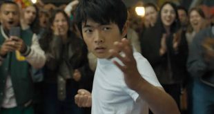 Son yıllarda Hollywood'da adından giderek daha fazla söz ettiren genç oyuncular arasında öne çıkan isimlerden biri Ben Wang'dır. Çin doğumlu Amerikalı oyuncu, kısa sürede dikkat çeken performansları, doğal oyunculuk yeteneği ve dövüş sanatlarındaki deneyimi sayesinde hem televizyon hem de sinema dünyasında önemli projelerde yer almayı başarmıştır.