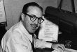 Dalton Trumbo, Hollywood tarihinin en dikkat çekici ve tartışmalı senaristlerinden biridir. Güçlü senaryoları, politik görüşleri ve ifade özgürlüğü konusundaki tavizsiz tutumuyla Amerikan sinemasında kalıcı bir iz bırakan Trumbo, özellikle Hollywood kara listesi döneminin en sembol isimlerinden biri olarak kabul edilir. Senaristlik kariyeri boyunca Roman Holiday, Spartacus ve The Brave One gibi önemli filmlere imza atan sanatçı, bir dönem kendi adıyla çalışması engellenmesine rağmen yazmayı bırakmadı.