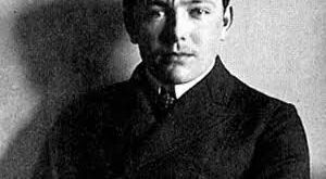 August Macke, renk kullanımı, yaşam dolu kompozisyonları ve özgün üslubuyla öne çıkan isimlerden biridir. Alman ressam olan Macke, özellikle Dışavurumculuk (Ekspresyonizm) akımının önemli temsilcileri arasında kabul edilir. Aynı zamanda ünlü sanat topluluğu Der Blaue Reiter (Mavi Süvari) grubunun aktif üyelerinden biri olarak modern sanat tarihine önemli katkılarda bulunmuştur.