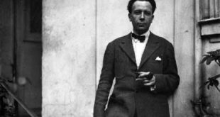 Robert Delaunay, en önemli isimlerden biri olarak kabul edilir. 20. yüzyıl avangart sanatının gelişiminde belirleyici bir rol oynayan Delaunay, eşi Sonia Delaunay ile birlikte geliştirdiği Orfizm (Orphism) akımının kurucularındandır. Kübizm'in geometrik yapısını canlı renklerle birleştiren sanatçı, resim sanatında ışık, hareket ve renk ilişkisini yeniden tanımlayarak modern sanatın yönünü değiştiren isimlerden biri olmuştur.