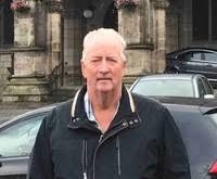 Hukuk felsefesi, hukuk metodolojisi ve hukuk dilbilimi alanlarında yaptığı çalışmalarla tanınan Ralph Christensen, modern Alman hukuk düşüncesinin önemli akademisyenleri arasında yer almaktadır. Akademik kariyeri boyunca hukukun yalnızca kurallar bütünü olmadığını, aynı zamanda dil, iletişim ve toplumsal etkileşimle şekillenen dinamik bir yapı olduğunu savunan Christensen, disiplinlerarası yaklaşımıyla hukuk araştırmalarına yeni bir bakış açısı kazandırmıştır.