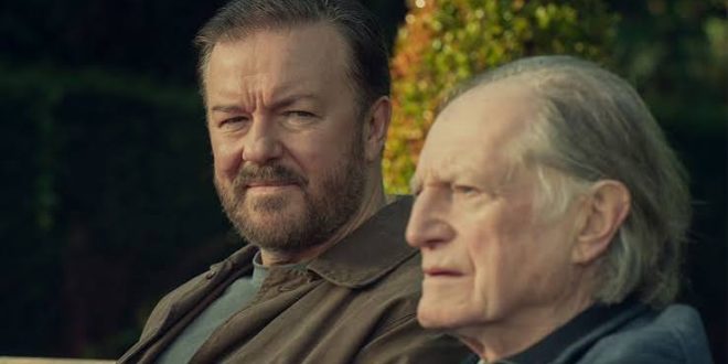 2019 yılında Netflix'te izleyiciyle buluşan After Life, ilk bakışta kara mizah türünde bir komedi dizisi gibi görünse de, aslında insan psikolojisini, yas sürecini, yalnızlığı ve yeniden hayata tutunma çabasını son derece gerçekçi biçimde ele alan etkileyici bir yapımdır. Ricky Gervais'in hem yaratıcısı, hem yönetmeni, hem senaristi hem de başrol oyuncusu olduğu dizi, yayınlandığı ilk günden itibaren eleştirmenlerden ve izleyicilerden büyük övgü aldı.