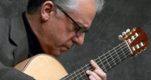 Klasik gitar denildiğinde akla gelen ilk isimlerden biri hiç şüphesiz Pepe Romero'dur. Teknik ustalığı, etkileyici sahne performansı, geniş repertuvarı ve onlarca yıla yayılan başarılı kariyeriyle Romero, klasik gitarın dünya çapında tanınmasına büyük katkı sağlamış sanatçılar arasında yer almaktadır.