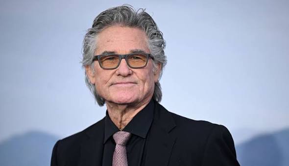 Hollywood tarihinde çocuk yaşta oyunculuğa başlayıp onlarca yıl boyunca zirvede kalmayı başaran isimlerin sayısı oldukça azdır. Bu seçkin isimlerden biri de hiç kuşkusuz Kurt Russell'dır. Kariyerine çocuk oyuncu olarak başlayan Russell, aksiyon, bilim kurgu, western, dram, komedi ve macera türlerinde sergilediği başarılı performanslarla sinema tarihinin en saygın oyuncularından biri hâline gelmiştir.