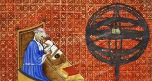 Orta Çağ Avrupa'sının en önemli düşünürlerinden biri olan Nicolas Oresme, yalnızca bir filozof değil; aynı zamanda matematikçi, astronom, ekonomist, ilahiyatçı, fizikçi ve çevirmen olarak bilim tarihine yön veren çok yönlü bir bilim insanıdır. 14. yüzyılda yaşayan Oresme, Aristoteles'in eserlerine getirdiği özgün yorumlar, matematiksel düşüncenin gelişimine yaptığı katkılar ve ekonomi alanındaki öncü fikirleriyle Rönesans öncesi Avrupa'nın en etkili entelektüelleri arasında kabul edilmektedir.