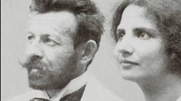 Richard Dehmel, sembolist ve natüralist şiirin önemli temsilcileri arasında kabul edilir. Güçlü lirik dili, cesur temaları ve insan ruhunu derinlemesine inceleyen şiir anlayışıyla tanınan Dehmel, yalnızca edebiyat dünyasında değil, klasik müzik tarihinde de önemli bir yere sahiptir. Şiirleri; Richard Strauss, Arnold Schoenberg, Alexander von Zemlinsky, Anton Webern ve Hans Pfitzner gibi birçok besteci tarafından lied, senfonik şiir ve koro eserlerine ilham kaynağı olmuştur.