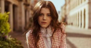 İngiliz sinema ve televizyon dünyasının çocuk yaşta ün kazanan başarılı isimlerinden biri olan Georgie Henley, özellikle Narnia Günlükleri (The Chronicles of Narnia) film serisinde canlandırdığı Lucy Pevensie karakteriyle uluslararası tanınırlık elde etmiştir. Doğal oyunculuğu, samimi ekran duruşu ve duygusal sahnelerdeki başarılı performansıyla henüz küçük yaşta milyonlarca izleyicinin beğenisini kazanan Henley, ilerleyen yıllarda bağımsız sinema, televizyon dizileri ve tiyatro projelerinde de yer alarak kariyerini geliştirmeyi sürdürmüştür.