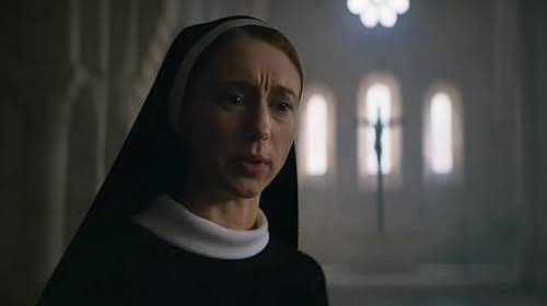 Sinema ve televizyon dünyasında genç yaşta elde ettiği başarılarla dikkat çeken Anna Popplewell, özellikle Narnia Günlükleri film serisinde canlandırdığı Susan Pevensie karakteri sayesinde uluslararası üne kavuşan İngiliz oyunculardan biridir. Çocuk yaşta başladığı oyunculuk kariyerini yıllar içinde istikrarlı bir şekilde sürdüren Popplewell, fantastik sinemanın yanı sıra dönem dizileri, dram yapımları ve bağımsız filmlerdeki performanslarıyla da adından söz ettirmiştir.