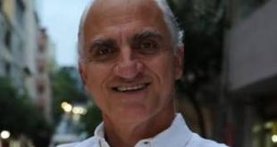 Filmin oyuncu kadrosunda Ahmet Uğurlu ve Tuncel Kurtiz gibi Türk sinemasının önemli isimlerinin yanı sıra daha sınırlı filmografileri bulunan oyuncular da yer alıyor. Bu isimlerden biri de Hasan Uzma. Hakkında günümüzde kapsamlı biyografik bilgiler bulunmayan Uzma, özellikle Tabutta Rövaşata ile sinema tarihindeki yerini koruyan oyunculardan biri olarak öne çıkıyor.