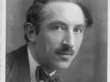 Felice Lattuada, İtalyan müzik tarihinin özellikle opera, orkestra müziği ve sinema müzikleri alanlarında üretim yapan önemli bestecilerinden biridir. 1882 yılında Milano çevresinde dünyaya gelen Lattuada, müzik kariyerini yalnızca beste yapmakla sınırlamamış; eğitimcilik, orkestra çalışmaları ve sinema müziği gibi farklı alanlarda da faaliyet göstermiştir.