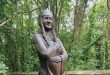 Isabel Marshal (1200-1240), 13. yüzyıl İngiltere'sinin önemli aristokrat kadınlarından biri ve Orta Çağ'ın güçlü Marshal ailesinin dikkat çekici üyelerindendir. Ünlü şövalye ve devlet adamı William Marshal, 1. Pembroke Kontu ile Isabel de Clare'in kızı olan Isabel, doğduğu andan itibaren İngiltere'nin en etkili soylu ailelerinden birinin mirasını taşıdı.