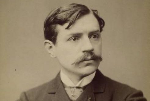 Paul Bourget, 19. yüzyılın sonları ile 20. yüzyılın ilk dönemlerinde Fransız edebiyatının öne çıkan isimlerinden biri olan şair, romancı, eleştirmen ve deneme yazarıdır. 2 Eylül 1852'de Amiens'te dünyaya gelen Bourget, edebiyat yaşamına şiirle başlamış, zaman içerisinde özellikle psikolojik roman ve edebiyat eleştirisi alanlarında tanınmıştır. İnsan ruhunun karmaşık yapısını, bireyin ahlaki tercihlerini ve modern toplumun meydana getirdiği çatışmaları eserlerinin merkezine yerleştirmiştir.