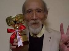 Masaya Takahashi, Japonya'nın tiyatro ve sinema dünyasında özellikle oyunculuk ve yönetmenlik çalışmalarıyla tanınan sanatçılardan biridir. Sahne sanatlarının güçlü bir gelenek oluşturduğu Japonya'da kariyerini tiyatro merkezli sürdüren Takahashi, aynı zamanda sinema ve seslendirme projelerinde de yer almıştır. Adı, özellikle Japonya'nın savaş sonrası dönemde gelişen modern tiyatro hareketleri ve Shingeki geleneğiyle birlikte anılan sanatçılar arasında dikkat çeker.