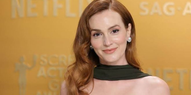 Leighton Meester, Amerikalı oyuncu, şarkıcı ve söz yazarıdır. Özellikle gençlik dizisi Gossip Girlde canlandırdığı Blair Waldorf karakteriyle dünya çapında tanınan Meester, televizyon kariyerinin yanı sıra sinema filmleri ve müzik çalışmalarıyla da adından söz ettirmiştir. Zarif görünümü, güçlü ekran enerjisi ve farklı karakterleri yorumlama becerisi sayesinde 2000'li yılların ortalarından itibaren Hollywood'un dikkat çeken genç oyuncuları arasında yer almıştır.