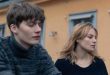 Love & Anarchy, özgün adıyla Kärlek & Anarki, 2020 yılında Netflix'te yayımlanan İsveç yapımı romantik komedi ve dram dizisidir. İlk bakışta merkezinde bir aşk hikâyesi bulunan eğlenceli bir yapım izlenimi veren dizi, ilerleyen bölümlerde modern yaşamın birey üzerindeki baskılarını, iş hayatındaki değişimi, evlilik kurumunu, kariyer beklentilerini ve özgür olma arzusunu daha belirgin biçimde gündeme getirir.