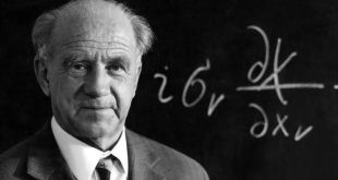 Werner Heisenberg, 20. yüzyılın en önemli teorik fizikçilerinden biri ve kuantum mekaniğinin kurucuları arasında yer alan Alman bilim insanıdır. Tam adı Werner Karl Heisenberg olan fizikçi, özellikle 1925 yılında geliştirdiği matris mekaniği, 1927'de ortaya koyduğu belirsizlik ilkesi ve atom altı dünyanın klasik fizik kurallarıyla açıklanamayacağını gösteren çalışmalarıyla tanınır.