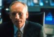 James Rebhorn, özellikle yardımcı karakterlerdeki güçlü performanslarıyla tanınan Amerikalı bir sinema, televizyon ve tiyatro oyuncusuydu. Kariyeri boyunca yüzlerce farklı karaktere hayat veren Rebhorn, çoğunlukla otorite sahibi, mesafeli, ciddi veya bürokratik kişilikleri canlandırmasıyla hafızalarda yer edinse de oyunculuk repertuvarı bundan çok daha genişti.