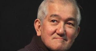 Japonya'nın savaş sonrası kültür ve sanat ortamında yetişen Masakane Yonekura, tiyatro, sinema, televizyon ve çocuk edebiyatı gibi farklı alanlarda çalışmalar gerçekleştirmiş çok yönlü bir sanatçıdır. Oyunculukla başlayan kariyerini tiyatro yönetmenliği, yazarlık ve illüstratörlükle genişleten Yonekura, yaklaşık altmış yıl boyunca Japon sanat dünyasında aktif kalmıştır.