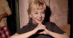 İtalyan sinemasının unutulmaz yüzleri arasında yer alan Giulietta Masina, yalnızca başarılı bir oyuncu değil, sinema tarihinin en özel karakterlerinden birini temsil eden sanatçılardan biridir. Sevecen yüz ifadesi, güçlü mimikleri, kırılgan görünümlü ancak dirençli karakterleri ve kendine özgü oyunculuk tarzıyla Masina, özellikle eşi Federico Fellini tarafından yaratılan sinema dünyasının en tanınan figürlerinden biri haline geldi.