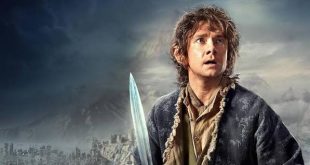 Hobbit: Smaug'un Çorak Toprakları (The Hobbit: The Desolation of Smaug), Peter Jackson'ın yönetmenliğini üstlendiği ve J. R. R. Tolkien'in Hobbit romanından sinemaya uyarlanan üçlemenin ikinci filmidir. 2012 yılında vizyona giren Hobbit: Beklenmedik Yolculuk ile başlayan macera, 2014 yapımı Hobbit: Beş Ordular Savaşı ile tamamlanırken, Smaug'un Çorak Toprakları üçlemenin en hareketli ve karanlık halkalarından biri olarak dikkat çeker.