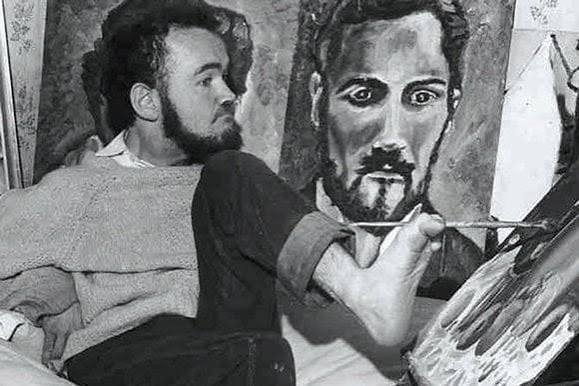 Sol Ayağım, İrlandalı yazar, ressam ve şair Christy Brown tarafından kaleme alınan, edebiyat tarihinde engellilik, azim, aile ve bireysel özgürlük konularını güçlü biçimde ele alan otobiyografik eserlerden biridir. İlk kez 1954 yılında yayımlanan kitap, doğuştan serebral palsili olan Brown'un çocukluğundan gençlik yıllarına uzanan yaşamını, dünyayla kurduğu ilişkiyi ve kendisini ifade etmek için verdiği mücadeleyi anlatır.