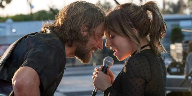 Bir Yıldız Doğuyor (A Star Is Born), 2018 yılında Bradley Cooper tarafından yönetilen ve başrollerini Bradley Cooper ile Lady Gaga’nın paylaştığı, müzik ve romantik dramayı güçlü bir biçimde bir araya getiren Amerikan yapımı bir filmdir. Cooper’ın ilk yönetmenlik deneyimi olması açısından da özel bir yere sahip olan yapım, aynı adlı 1937 tarihli filmin modern bir yeniden çevrimidir. Daha önce 1954 ve 1976 yıllarında da sinemaya uyarlanan hikâye, 2018 versiyonunda günümüz müzik endüstrisinin koşulları, şöhretin bedeli, aşk, bağımlılık ve bireysel kimlik gibi temalar üzerinden yeniden yorumlanır.