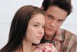 Uzaktaki Anılar, özgün adıyla A Walk to Remember, 2002 yılında sinemaseverlerle buluşan ve yıllar içinde gençlik romantizminin en bilinen yapımlarından biri haline gelen etkileyici bir dram filmidir. Yönetmenliğini Adam Shankman'ın üstlendiği film, Nicholas Sparks'ın 1999 tarihli aynı adlı romanından sinemaya uyarlanmıştır.