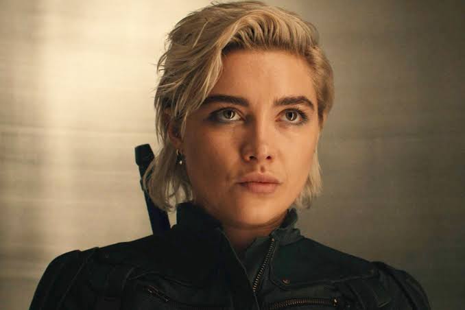 Florence Pugh, son yılların en dikkat çeken İngiliz oyuncularından biridir. Farklı türlerdeki yapımlarda canlandırdığı güçlü ve katmanlı karakterlerle kısa sürede uluslararası bir kariyer oluşturmayı başaran Pugh; bağımsız sinemadan Hollywood yapımlarına, dramdan korkuya, dönem filmlerinden süper kahraman sinemasına kadar geniş bir oyunculuk yelpazesi ortaya koymuştur.