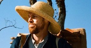 Van Gogh: Sonsuzluğun Kapısında (At Eternity’s Gate), Vincent van Gogh’un yaşamının son dönemlerini merkezine alan 2018 yapımı biyografik dramadır. Filmin yönetmen koltuğunda, aynı zamanda ressam kimliğiyle tanınan Julian Schnabel bulunur. Vincent van Gogh’u ise güçlü oyunculuğuyla Willem Dafoe canlandırır. Rupert Friend, Oscar Isaac, Mads Mikkelsen, Mathieu Amalric ve Emmanuelle Seigner gibi isimler de filmin oyuncu kadrosunda yer alır.