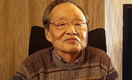Eiichi Yamamoto kimdir? Japon animasyon tarihinin önemli yönetmen ve senaristlerinden biri olan Eiichi Yamamoto, özellikle yetişkinlere yönelik anime sinemasının gelişiminde üstlendiği rolle tanınır. 1960'lı yıllarda Osamu Tezuka'nın çevresinde şekillenen yeni Japon animasyon hareketinin içerisinde yer alan Yamamoto, televizyon animasyonunun ilk dönemlerinden deneysel sinemaya kadar uzanan geniş bir kariyere sahipti.