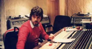 Alan Parsons, modern müzik tarihinin en saygın ses mühendislerinden, prodüktörlerinden, bestecilerinden ve müzisyenlerinden biridir. Kariyeri boyunca yalnızca kendi müzik projeleriyle değil, aynı zamanda dünyanın en önemli rock grupları ve sanatçılarıyla yaptığı çalışmalar sayesinde de büyük bir ün kazanmıştır. Özellikle The Beatles, Pink Floyd, Al Stewart, Paul McCartney, The Hollies ve kendi kurduğu The Alan Parsons Project ile müzik dünyasında kalıcı bir iz bırakmıştır.