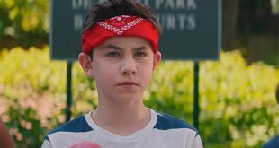 Owen Vaccaro, özellikle çocuk ve genç oyuncuların öne çıktığı fantastik sinema dünyasında adını duyuran Amerikalı oyunculardan biridir. Küçük yaşta kamera karşısına geçen Vaccaro, doğal oyunculuğu, sempatik ekran enerjisi ve farklı türlerdeki rollere uyum sağlayabilmesiyle dikkat çekmiştir. Kariyerinin önemli dönüm noktalarından biri ise 2018 yapımı Eski Evdeki Büyülü Saat (The House with a Clock in Its Walls) filminde canlandırdığı Lewis Barnavelt karakteridir. Jack Black ve Cate Blanchett gibi deneyimli oyuncularla aynı projede yer alması, genç oyuncunun uluslararası ölçekte tanınmasına önemli katkı sağlamıştır.