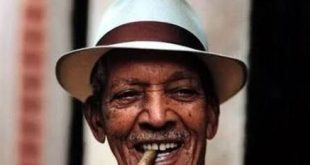 Küba müziği denildiğinde akla gelen en karakteristik isimlerden biri Compay Segundodur. Gerçek adı Máximo Francisco Repilado Muñoz Telles olan sanatçı; gitarist, şarkıcı, besteci ve geleneksel Küba müziğinin önemli temsilcilerinden biridir. Uzun yaşamı boyunca özellikle trova ve son cubano geleneklerini yaşatan Compay Segundo, kendine özgü müzik anlayışıyla Küba'nın kültürel mirasının dünyaya taşınmasına büyük katkı sağlamıştır.