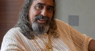 İspanyol müziğinin güçlü ve kendine özgü seslerinden biri olan Diego el Cigala, özellikle flamenko yorumculuğu, etkileyici vokali ve farklı müzik kültürlerini bir araya getiren çalışmalarıyla tanınır. Gerçek adı Ramón Jiménez Salazar olan sanatçı, Madrid'de dünyaya geldi ve küçük yaşlardan itibaren flamenko geleneğinin içinde yetişti.