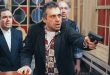 1997 yapımı Masumiyet, Türk sinemasının karanlık, sert ve gerçekçi damarını en güçlü biçimde temsil eden filmlerden biridir. Yönetmenliğini ve yapımcılığını Zeki Demirkubuz’un üstlendiği yapım; aşk, bağımlılık, yalnızlık, çaresizlik, suçluluk ve insanın kendi kaderinden kaçamaması gibi temaları son derece yalın bir anlatımla ele alır.